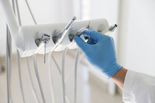 Professional Emergency Dentist technician working in Arcadia, IN